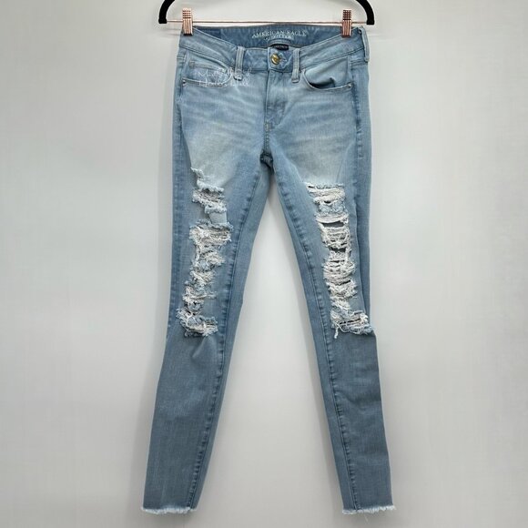 American Eagle 360 Degree Stretch Light Wash Distressed Skinny Jeans Size 4 - Picture 1 of 7
